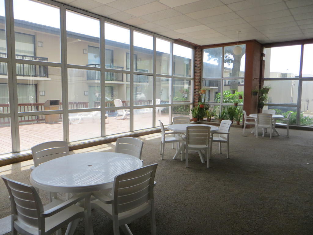 Rodeway Inn Skokie Extérieur photo
